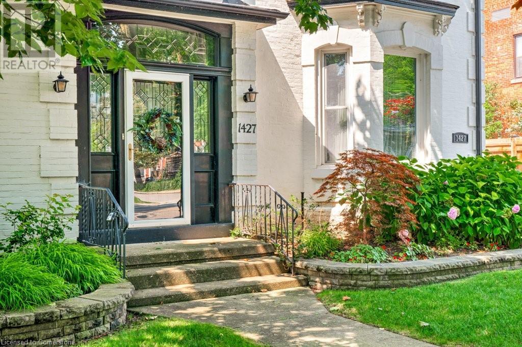 Property at 1427 ONTARIO Street image 4