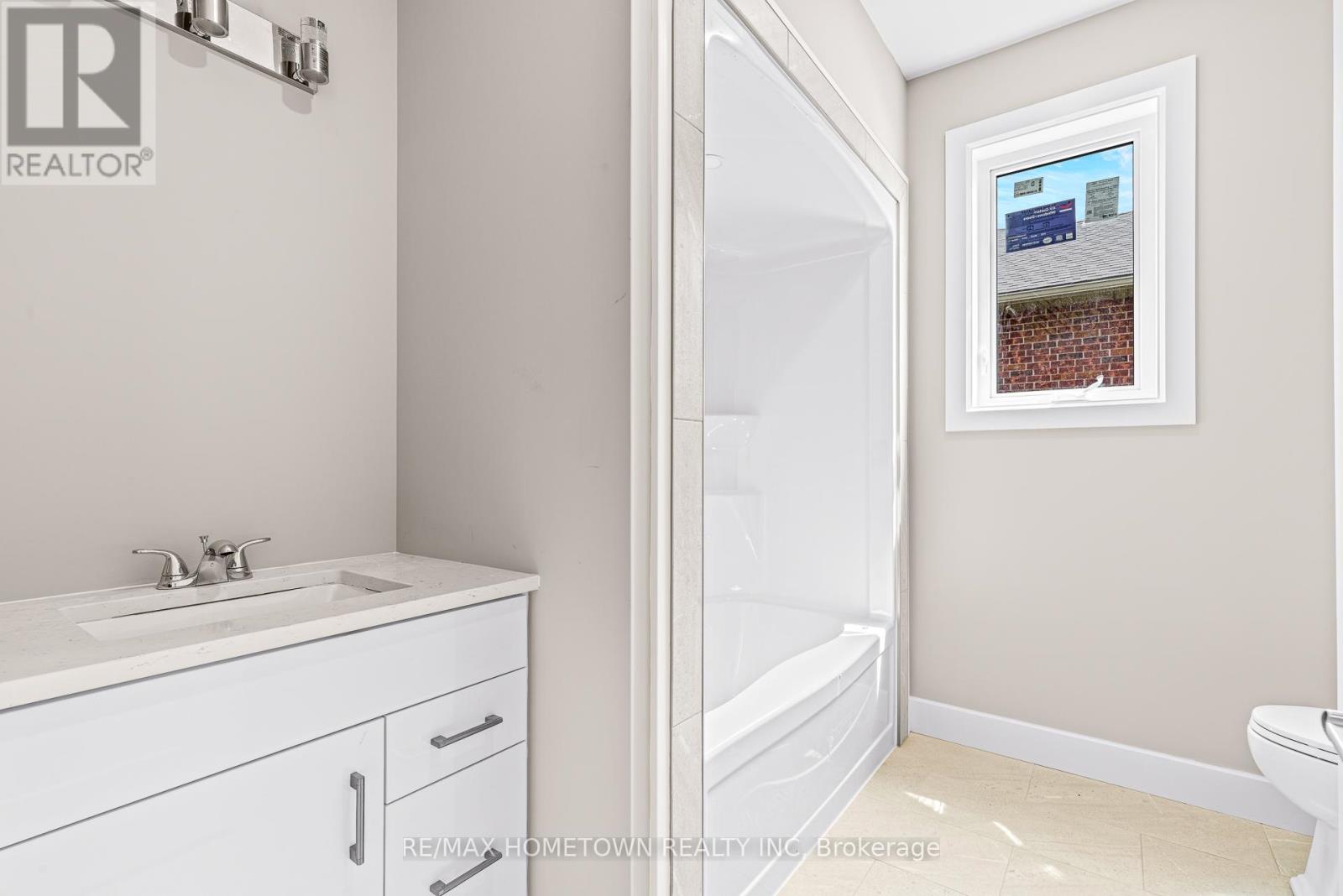 1067 Shearer Drive, Brockville, Ontario  K6V 7K1 - Photo 6 - X12236793