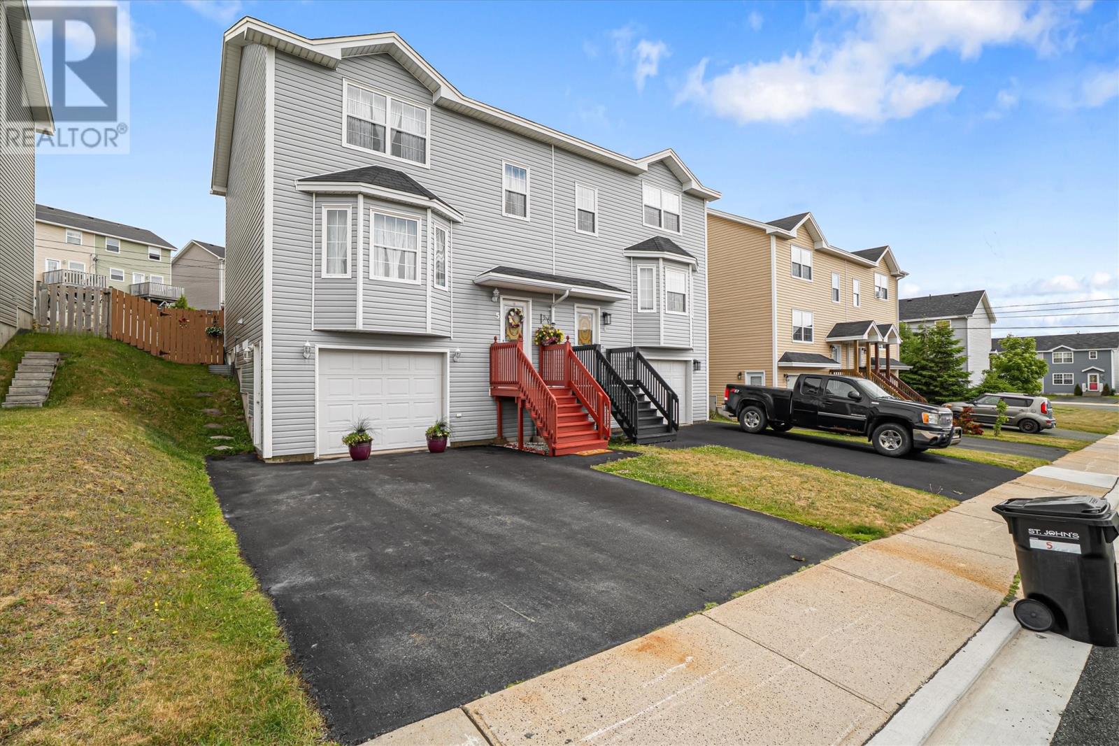 Property at 5 MacLaren Place image 1