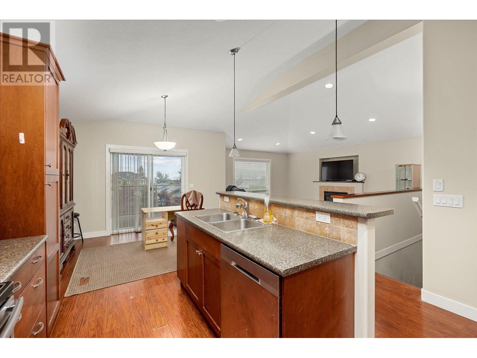 317 Arab Road, Kelowna, British Columbia  V1V 3A8 - Photo 8 - 10353816