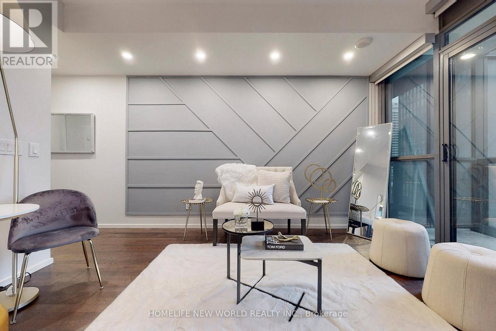 611 - 101 CHARLES STREET E, Toronto, Ontario