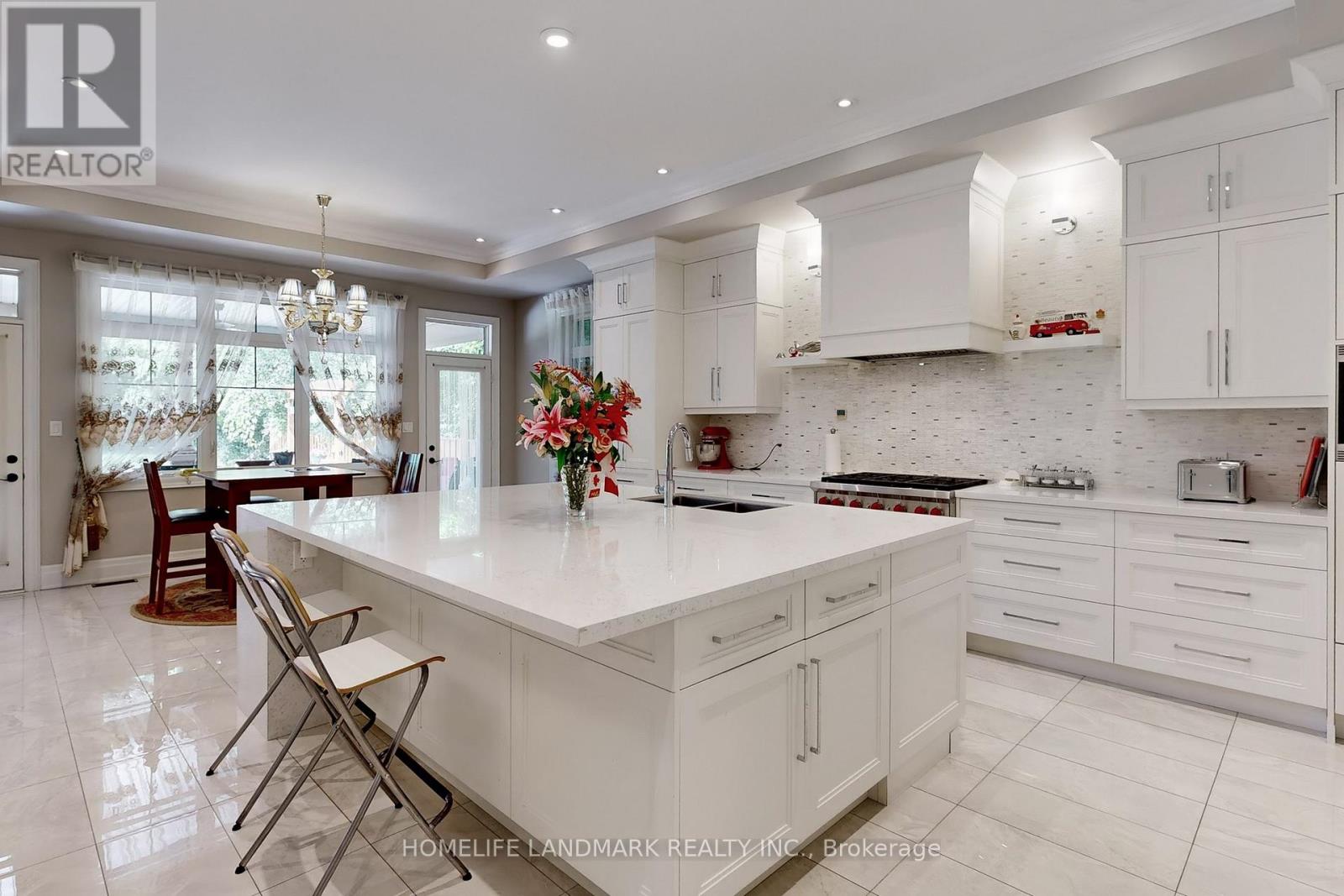 132 Pemberton Road, Richmond Hill, Ontario  L4C 3T7 - Photo 10 - N12288961
