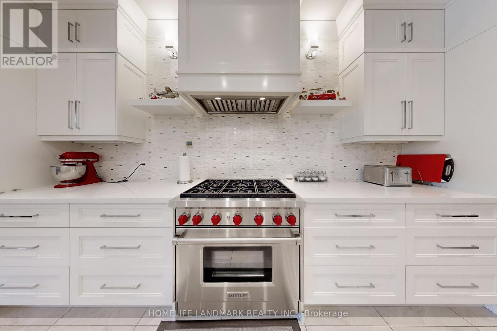 132 Pemberton Road, Richmond Hill, Ontario  L4C 3T7 - Photo 12 - N12288961