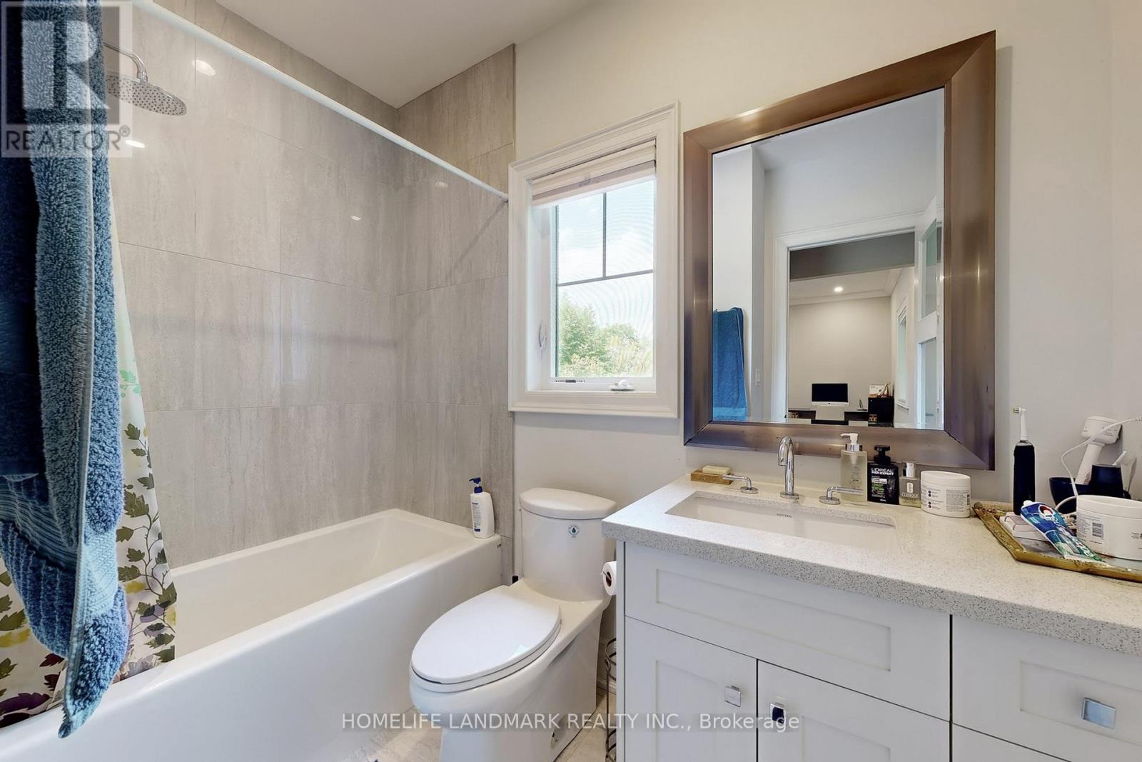 132 Pemberton Road, Richmond Hill, Ontario  L4C 3T7 - Photo 25 - N12288961