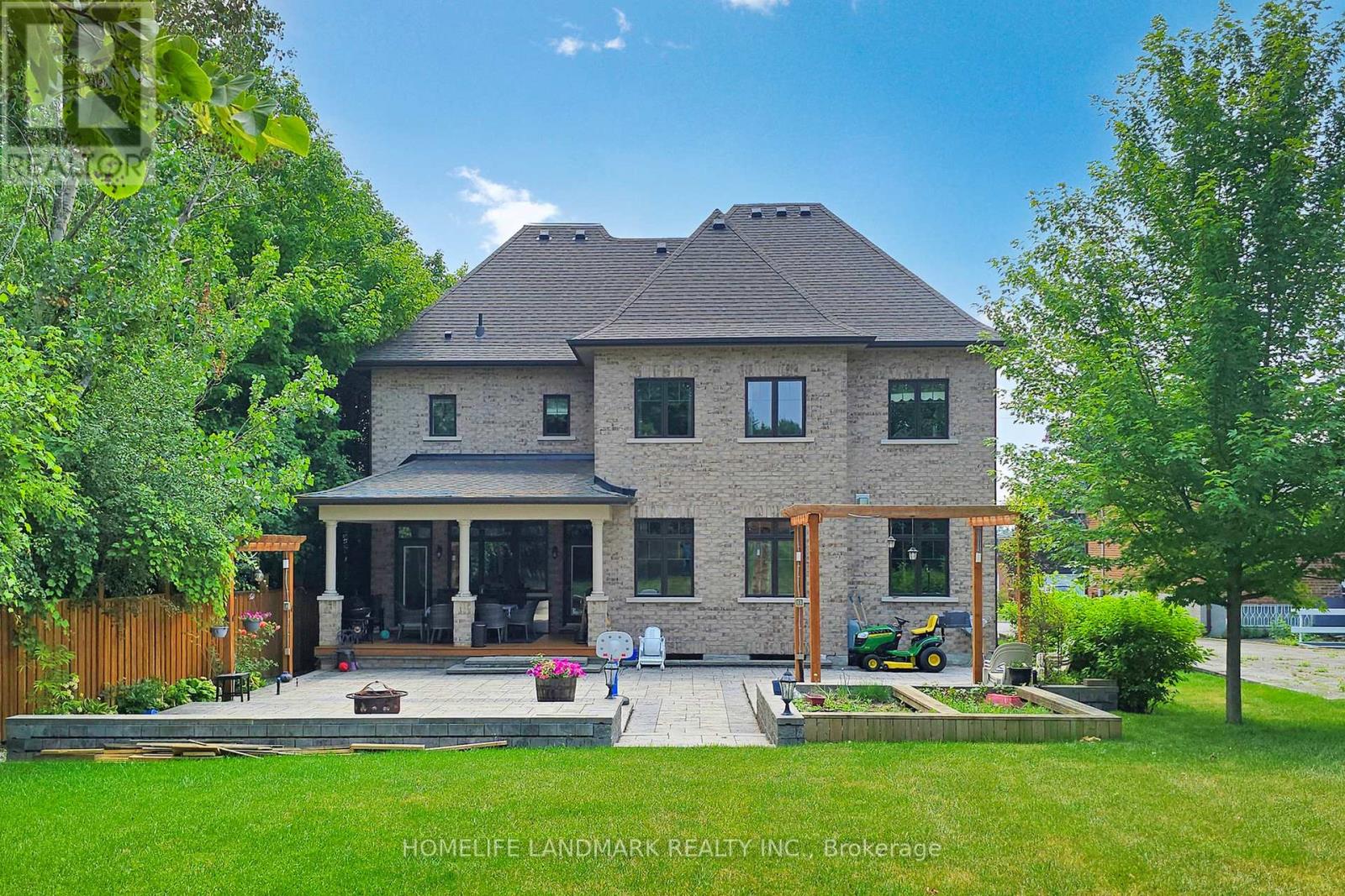 132 Pemberton Road, Richmond Hill, Ontario  L4C 3T7 - Photo 39 - N12288961