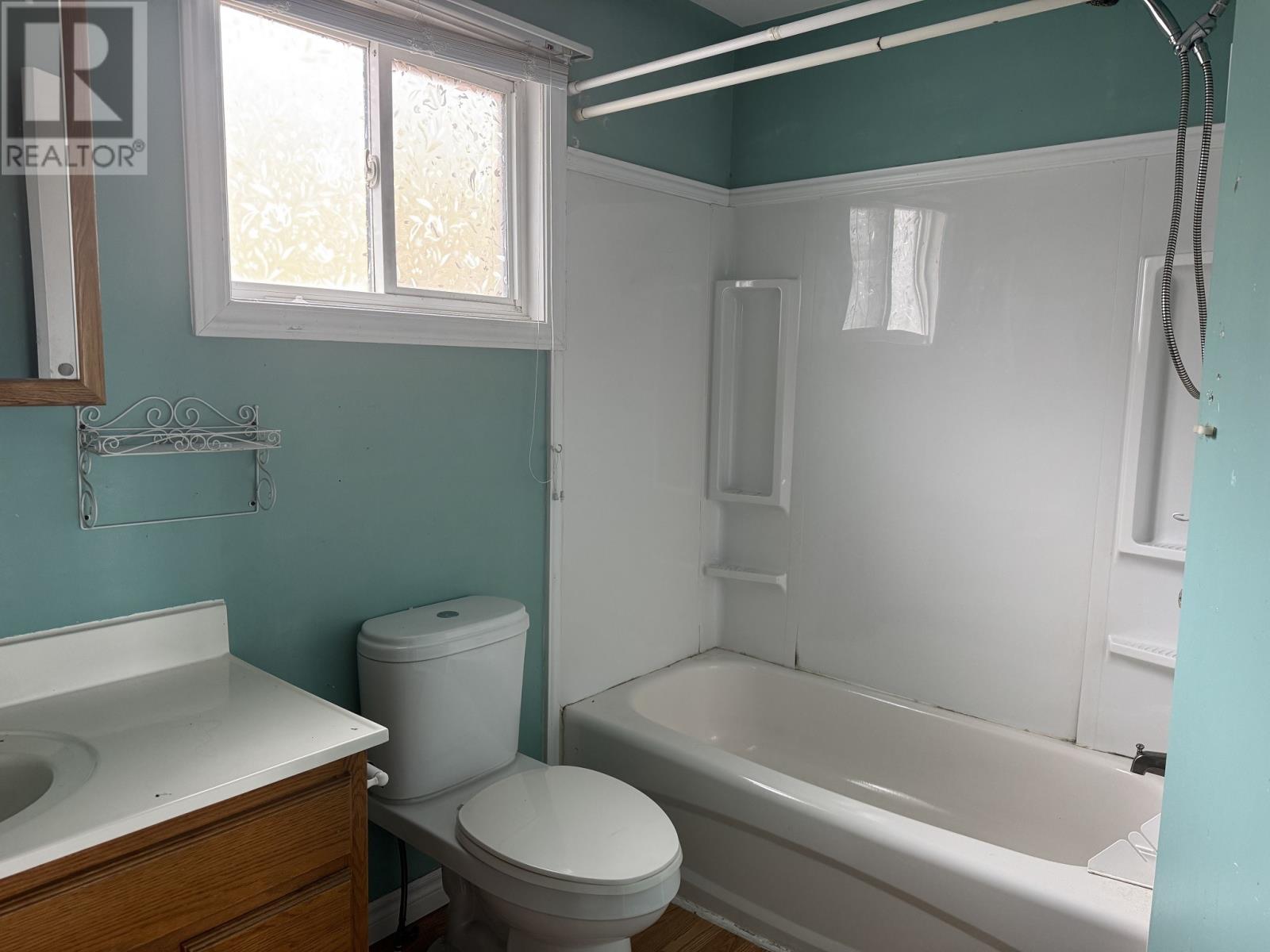 453 Main Street N, Glovertown, Newfoundland & Labrador  A0G 2L0 - Photo 12 - 1287970
