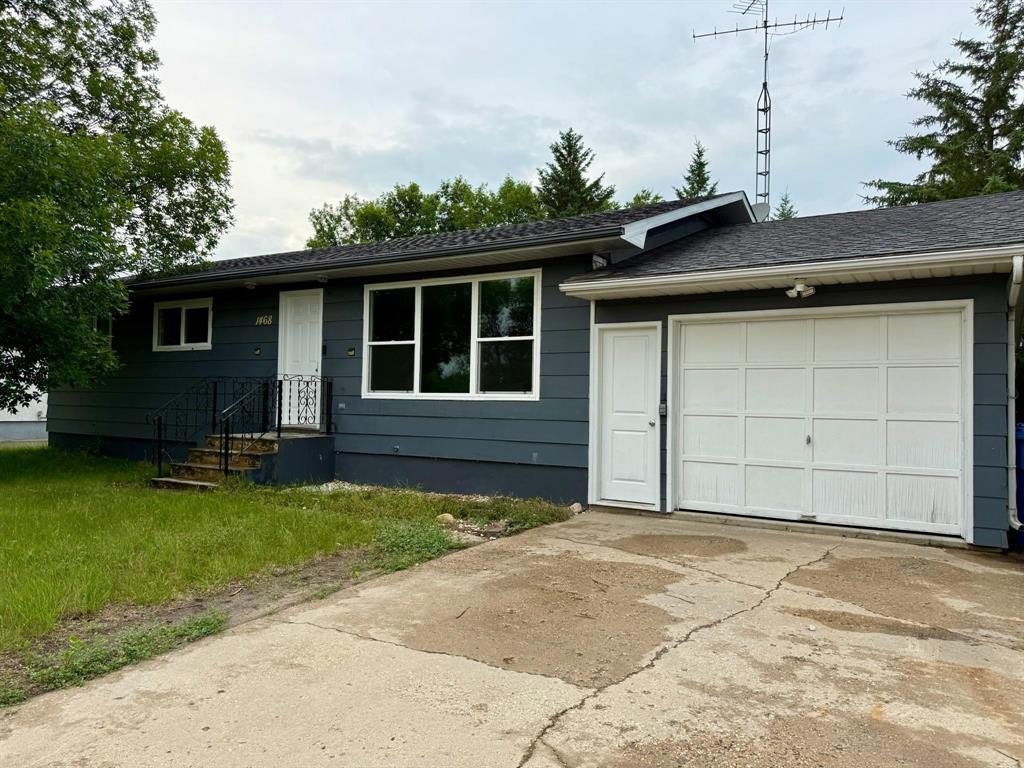 1468 3rd Street, Swan River, Manitoba  R0L 1Z0 - Photo 0 - 202517848