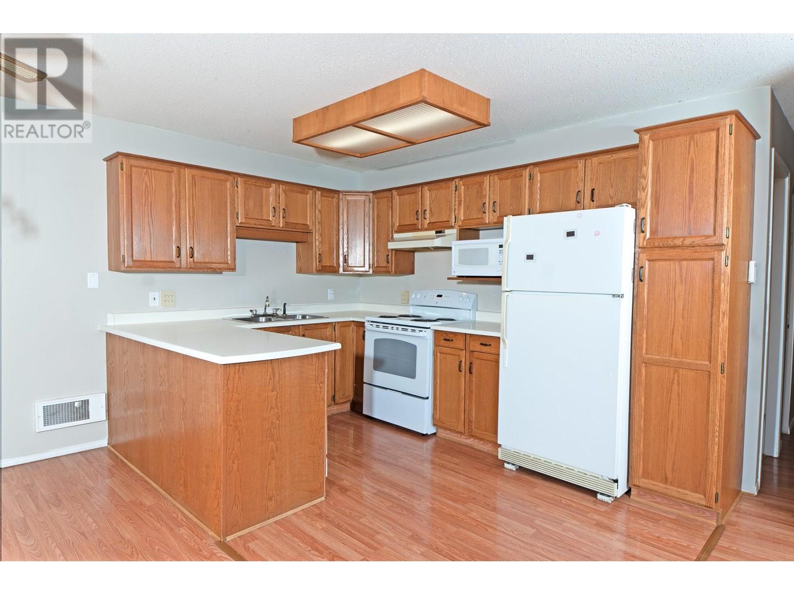1907 Pine Street Unit# 7, Creston, British Columbia  V0B 1G5 - Photo 3 - 10355780