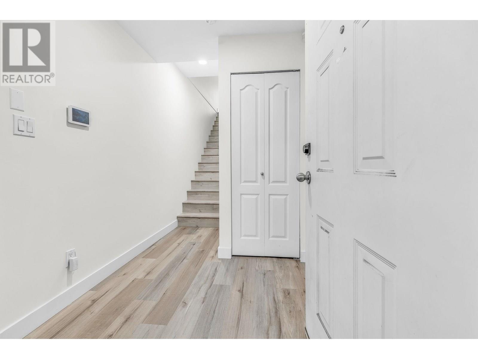 22 22788 Norton Court, Richmond, British Columbia  V6V 2W7 - Photo 5 - R3027236
