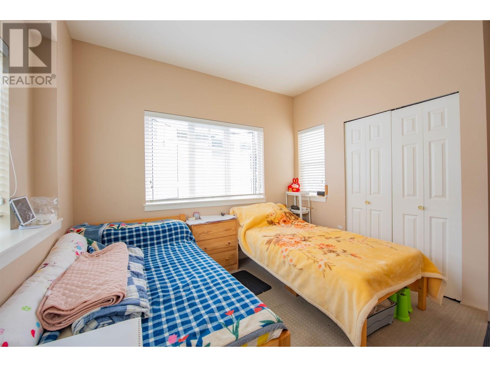 Property at 207 2263 TRIUMPH STREET image 5