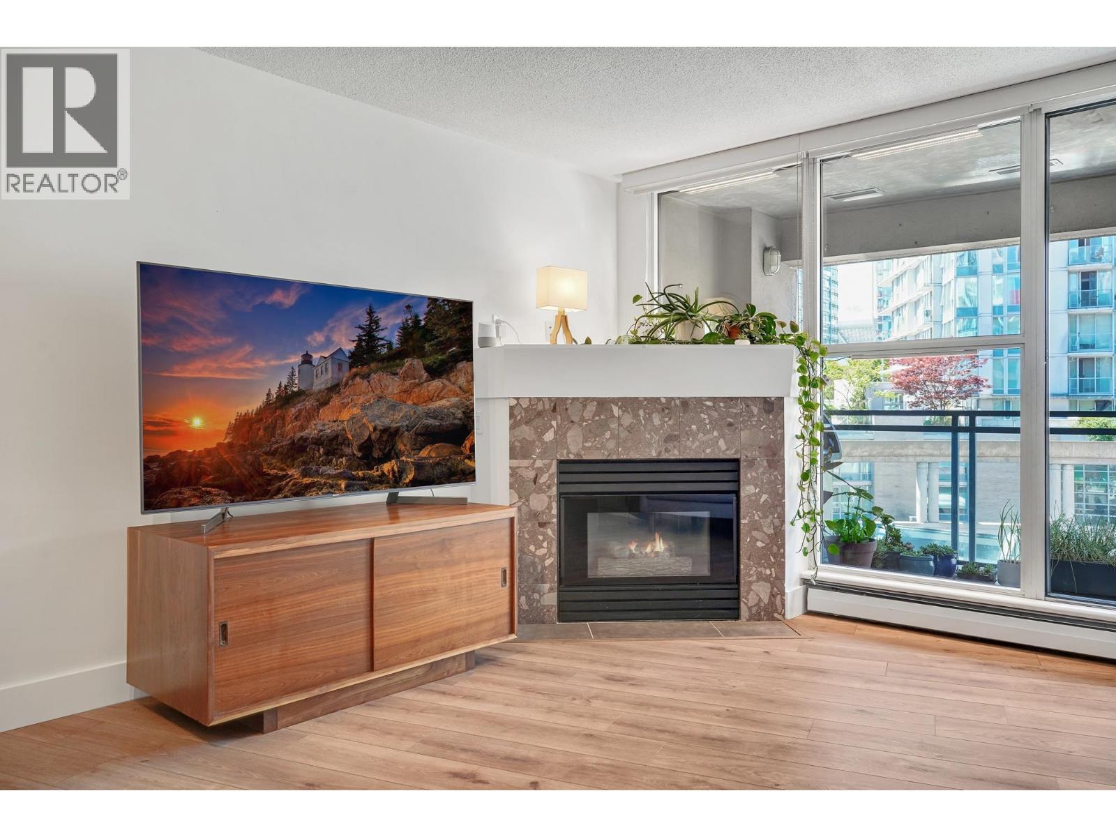 306 183 Keefer Place, Vancouver, British Columbia  V6B 6B9 - Photo 4 - R3027422