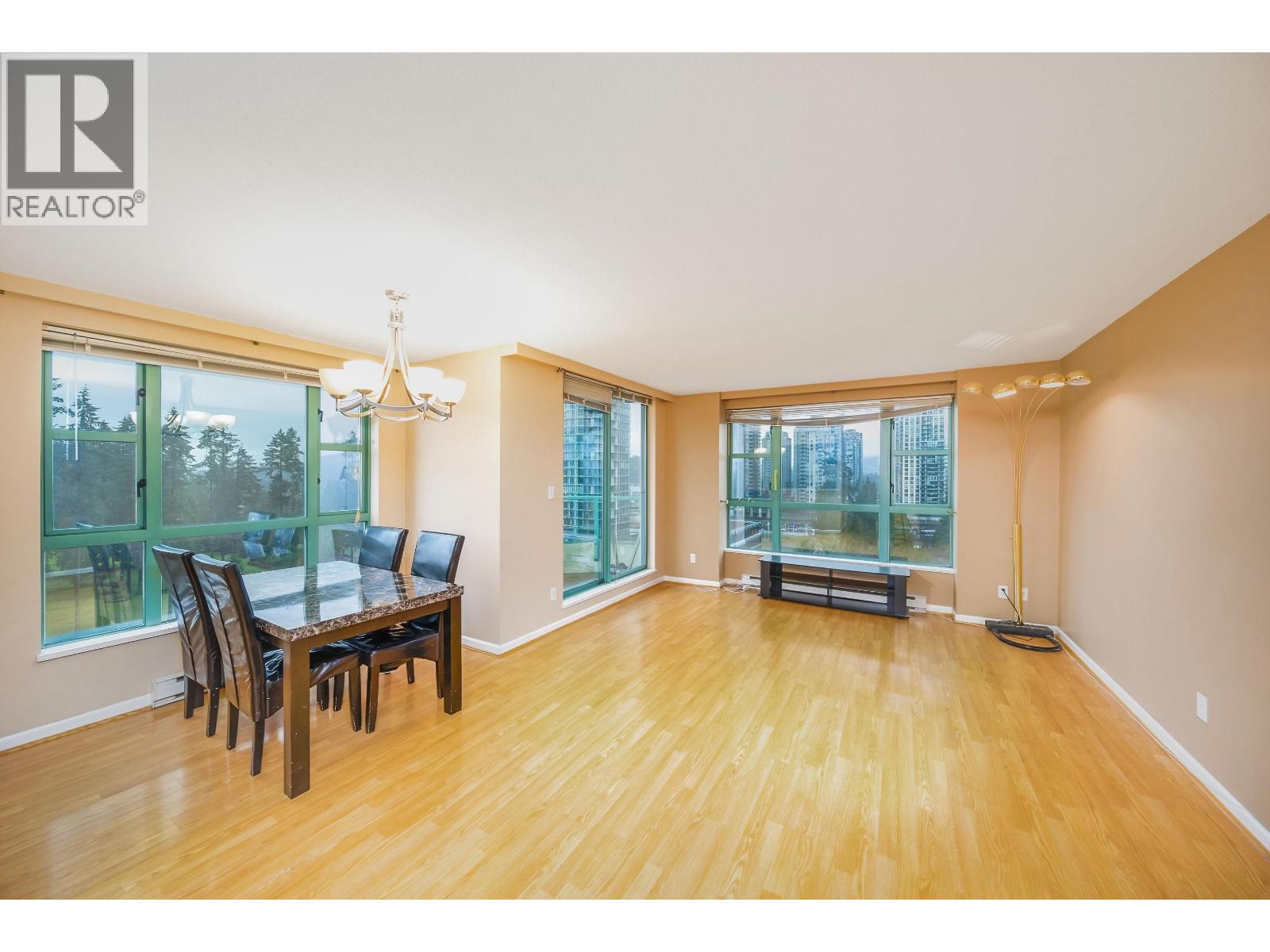 1203 3071 Glen Drive, Coquitlam, British Columbia  V3B 7R1 - Photo 13 - R3027459