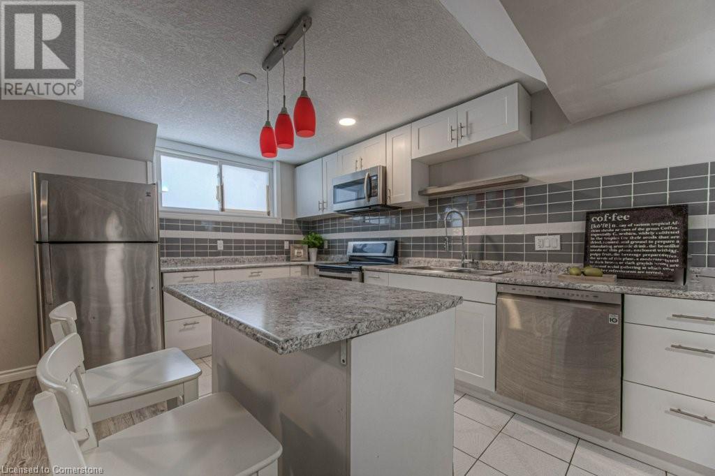 75 Hillside Drive, Kitchener, Ontario  N2E 1R1 - Photo 5 - 40751476