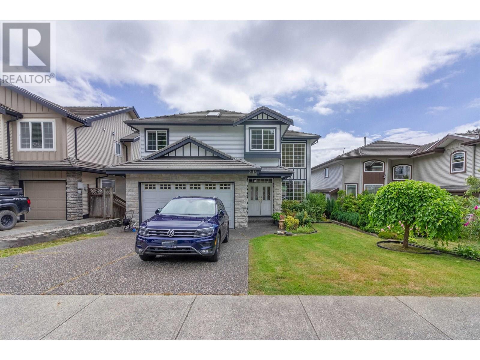 Property at 2115 BERKSHIRE CRESCENT image 1