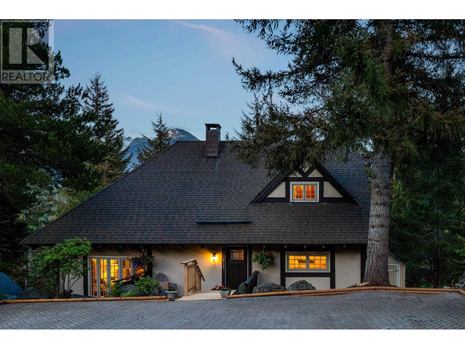 9167 Emerald Drive, Whistler, British Columbia  V8E 0G5 - Photo 37 - R3027379