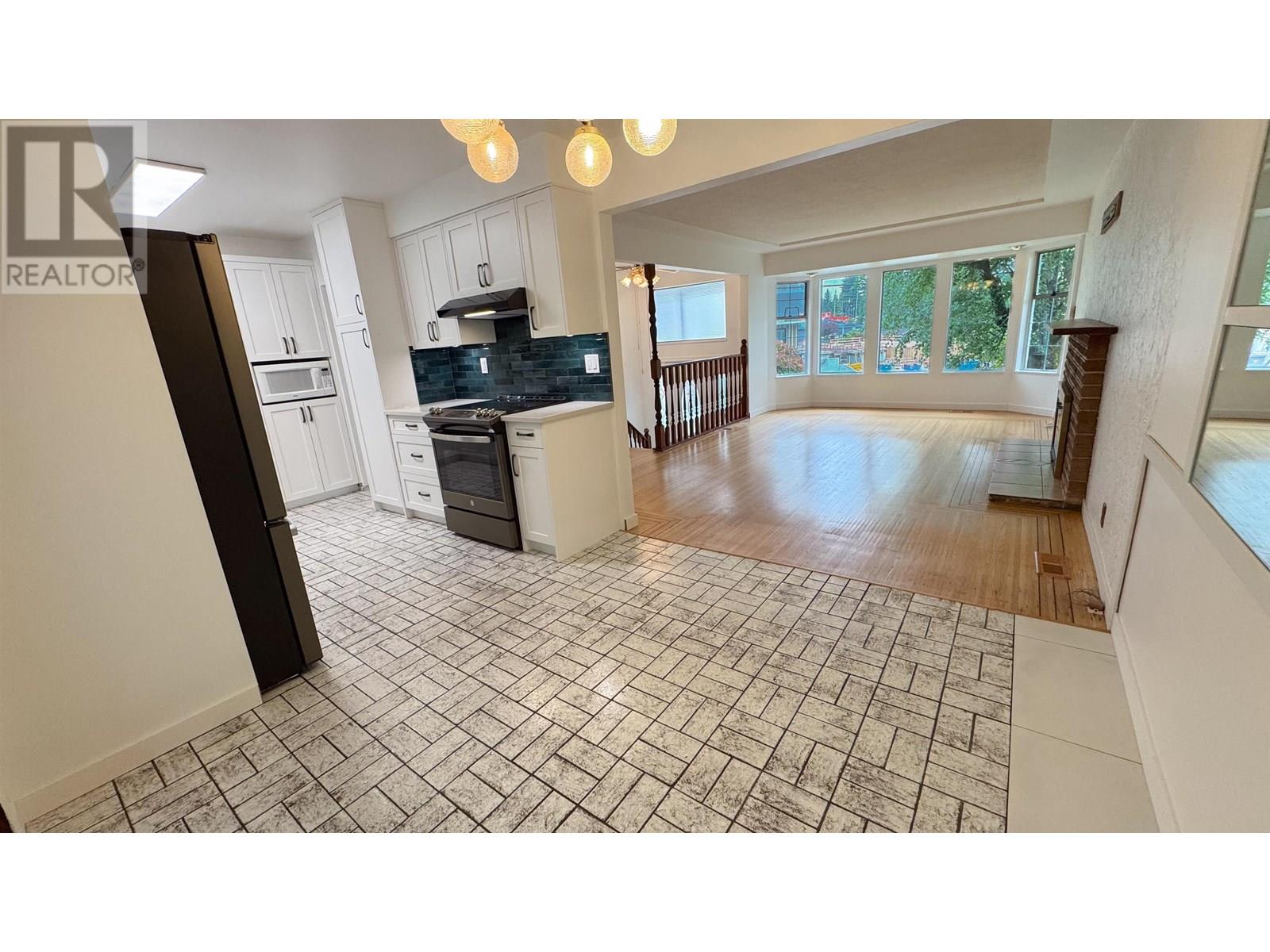 646 Claremont Street, Coquitlam, British Columbia  V3J 3T4 - Photo 13 - R3027646