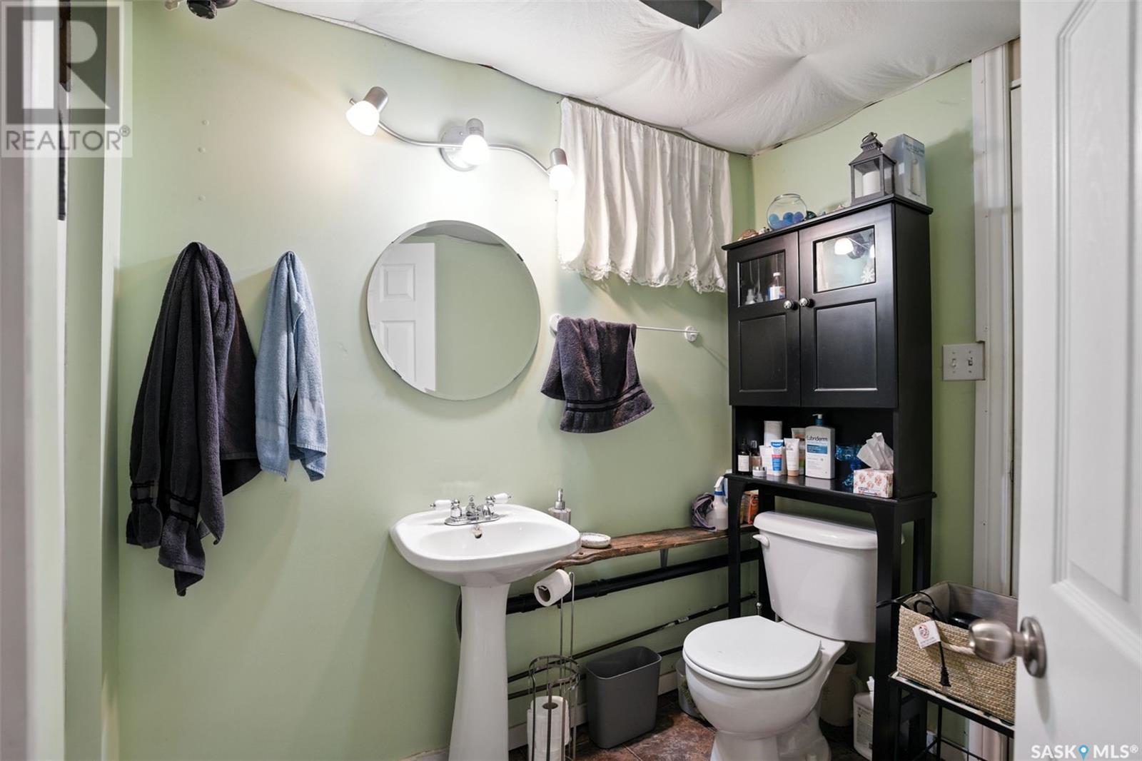 214 L Avenue N, Saskatoon, Saskatchewan  S7L 2P4 - Photo 19 - SK012700