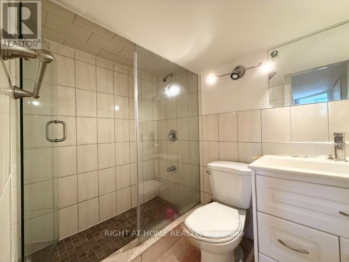 665 Ossington Avenue, Toronto, Ontario  M6G 3T6 - Photo 29 - C12278792