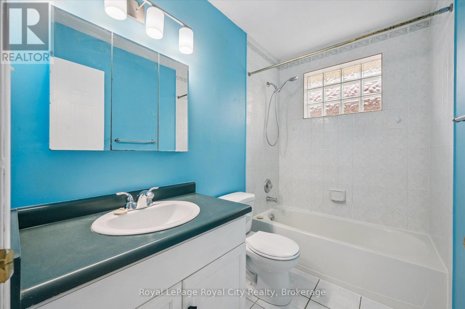 83 Inverness Drive, Guelph, Ontario  N1E 6E4 - Photo 20 - X12289211