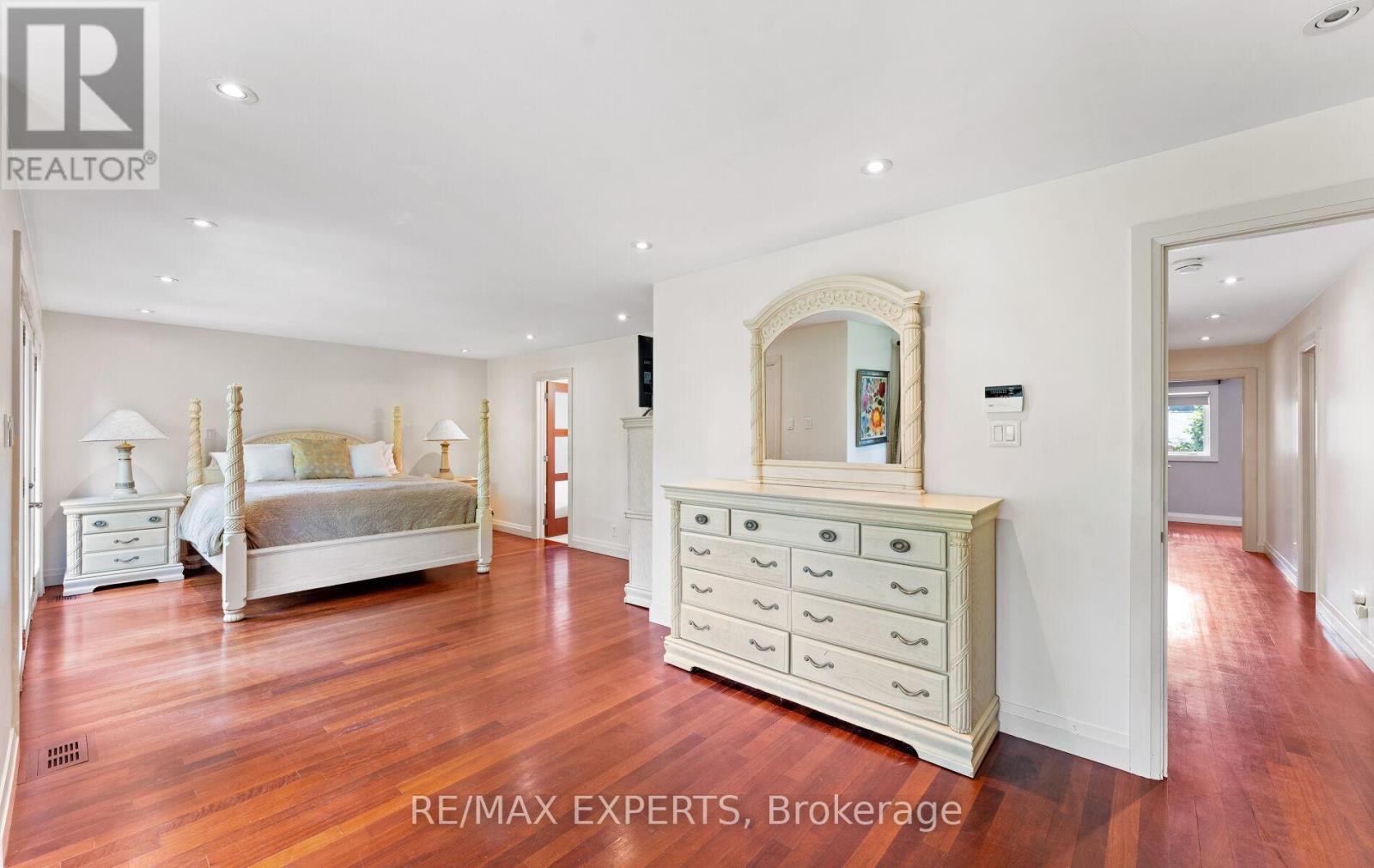 120 Riverside Drive, Vaughan, Ontario  L4L 2L3 - Photo 17 - N12288575