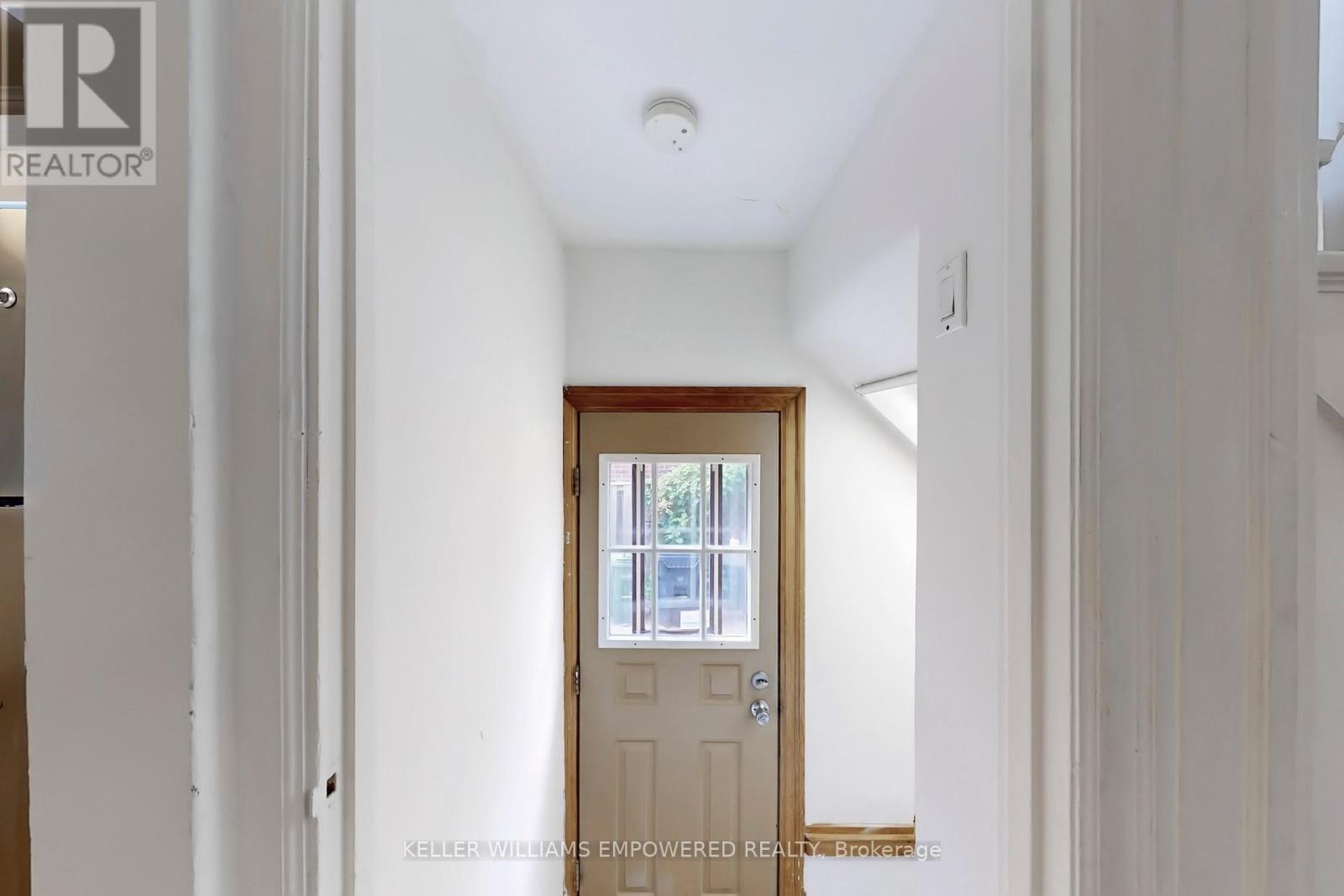 65 Long Branch Avenue, Toronto, Ontario  M8W 3J3 - Photo 31 - W12274864