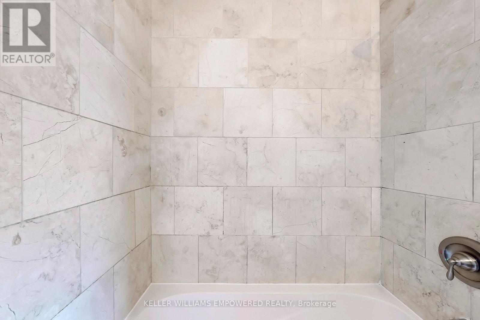 65 Long Branch Avenue, Toronto, Ontario  M8W 3J3 - Photo 30 - W12274864