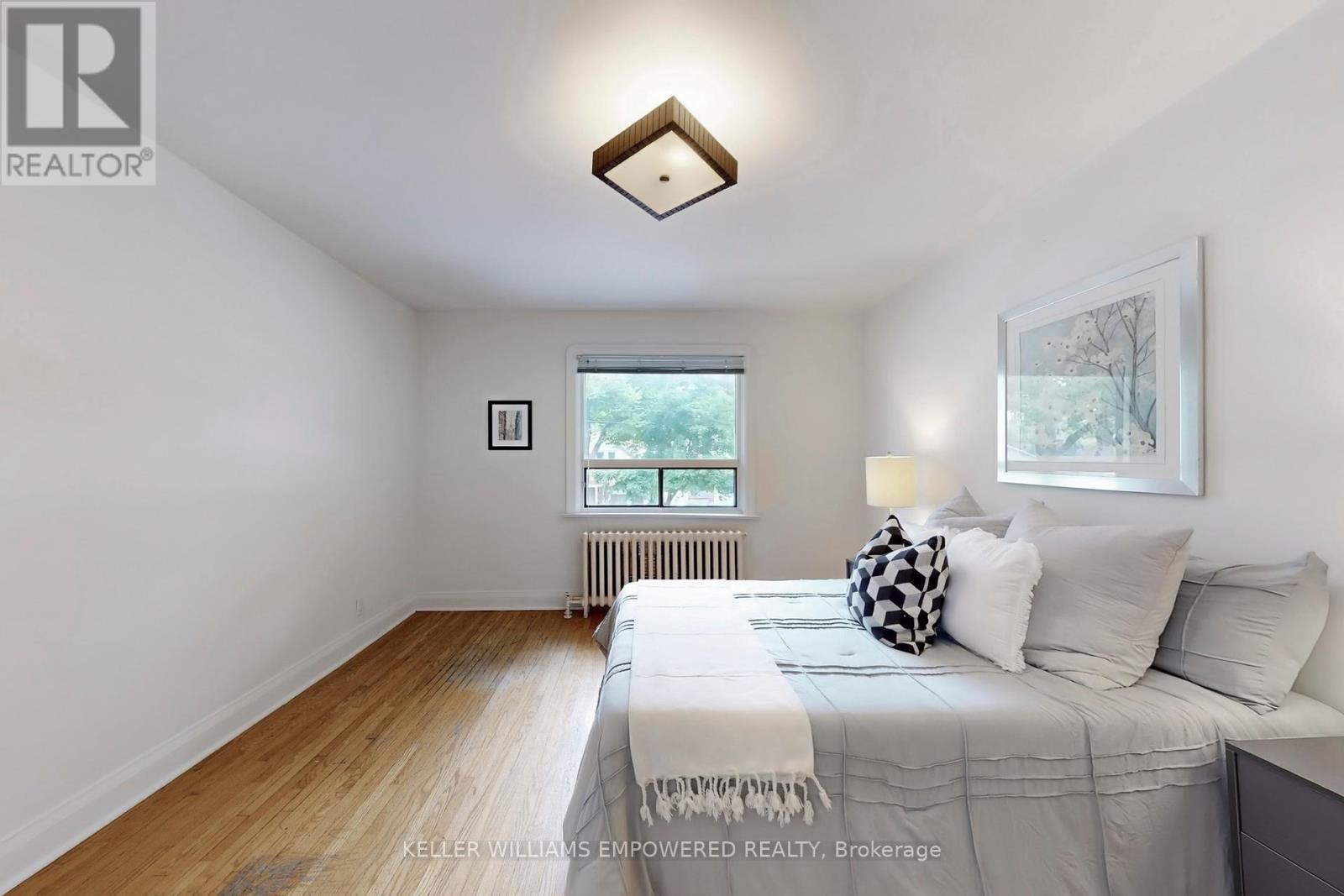 65 Long Branch Avenue, Toronto, Ontario  M8W 3J3 - Photo 23 - W12274864