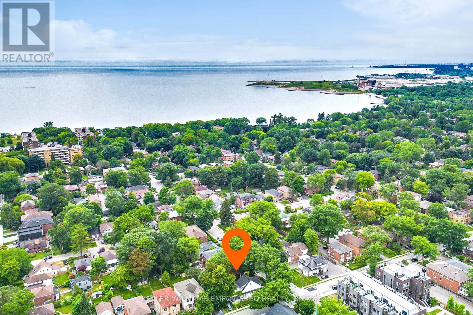65 Long Branch Avenue, Toronto, Ontario  M8W 3J3 - Photo 42 - W12274864