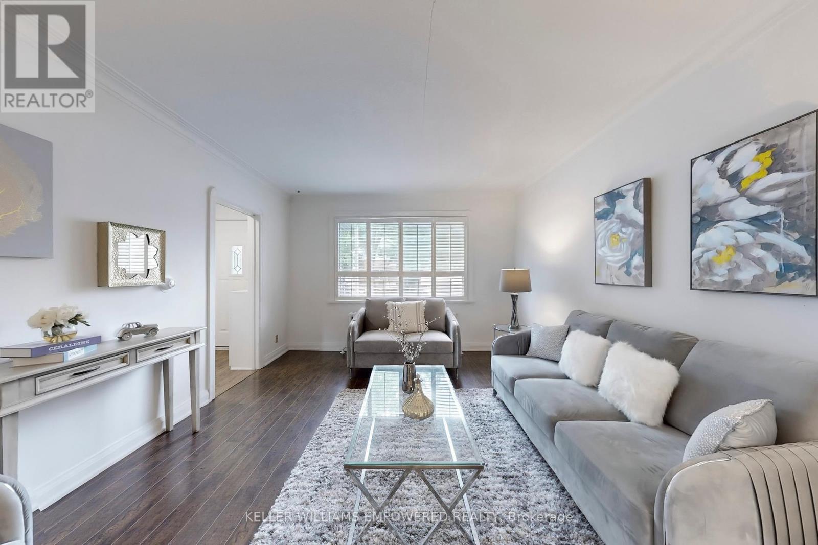 65 Long Branch Avenue, Toronto, Ontario  M8W 3J3 - Photo 8 - W12274864