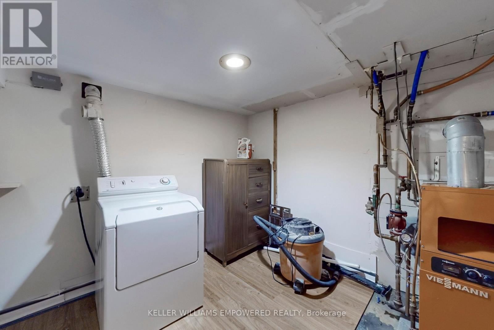 65 Long Branch Avenue, Toronto, Ontario  M8W 3J3 - Photo 36 - W12274864
