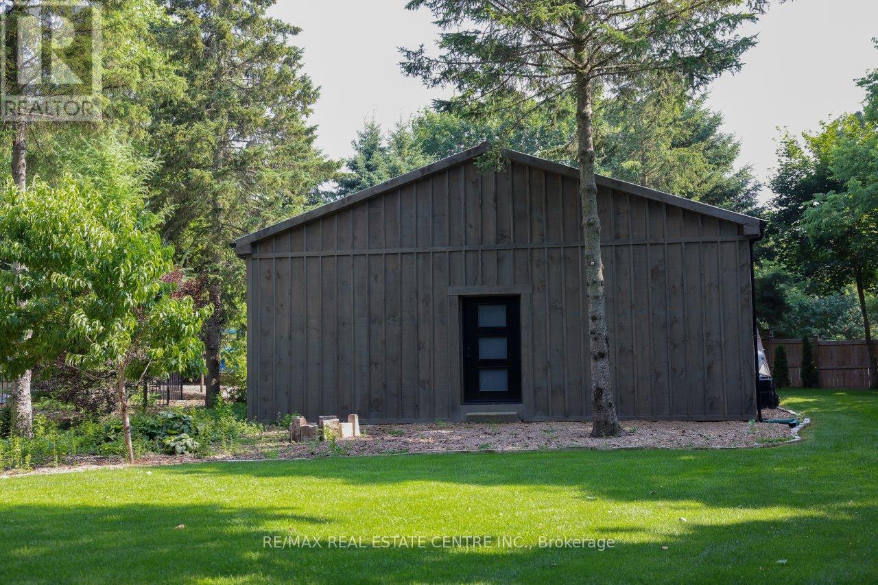 203 East River Road, Brant, Ontario  N0E 1N0 - Photo 44 - X12289196