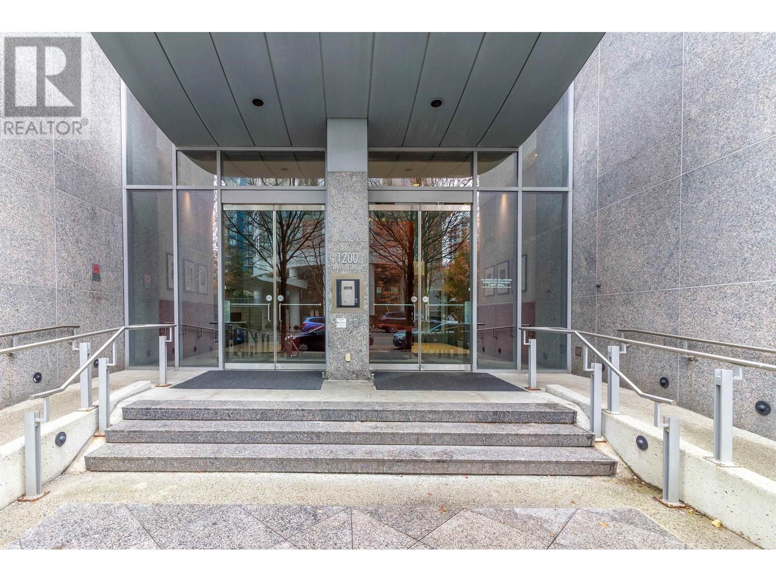 1203 1200 Georgia Street, Vancouver, British Columbia  V6E 4R2 - Photo 4 - R3027661
