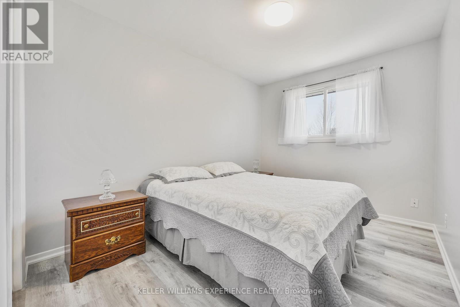 25 Lamers Crescent, Clearview (New Lowell), Ontario  L0M 1N0 - Photo 17 - S12289035