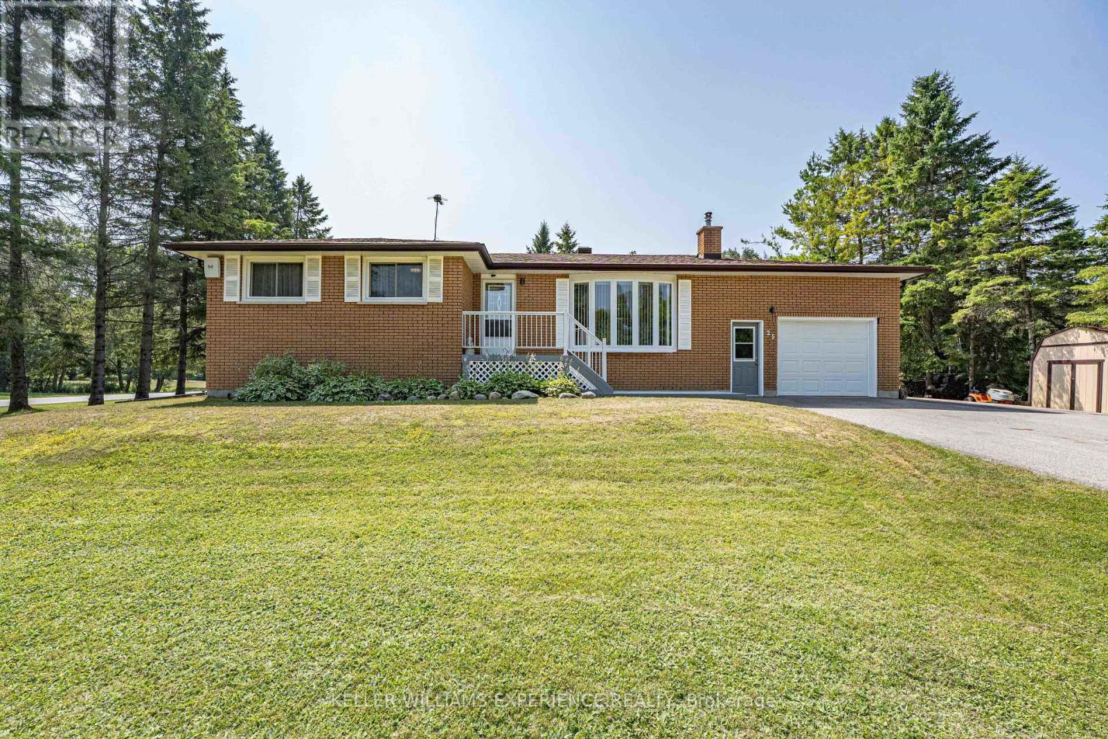 25 Lamers Crescent, Clearview (New Lowell), Ontario  L0M 1N0 - Photo 2 - S12289035