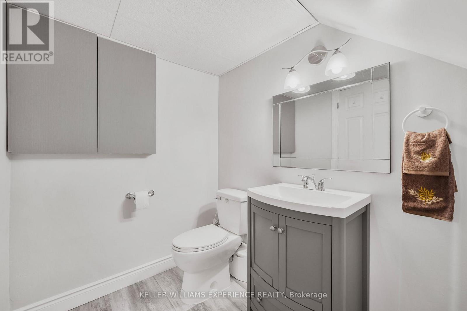 25 Lamers Crescent, Clearview (New Lowell), Ontario  L0M 1N0 - Photo 20 - S12289035