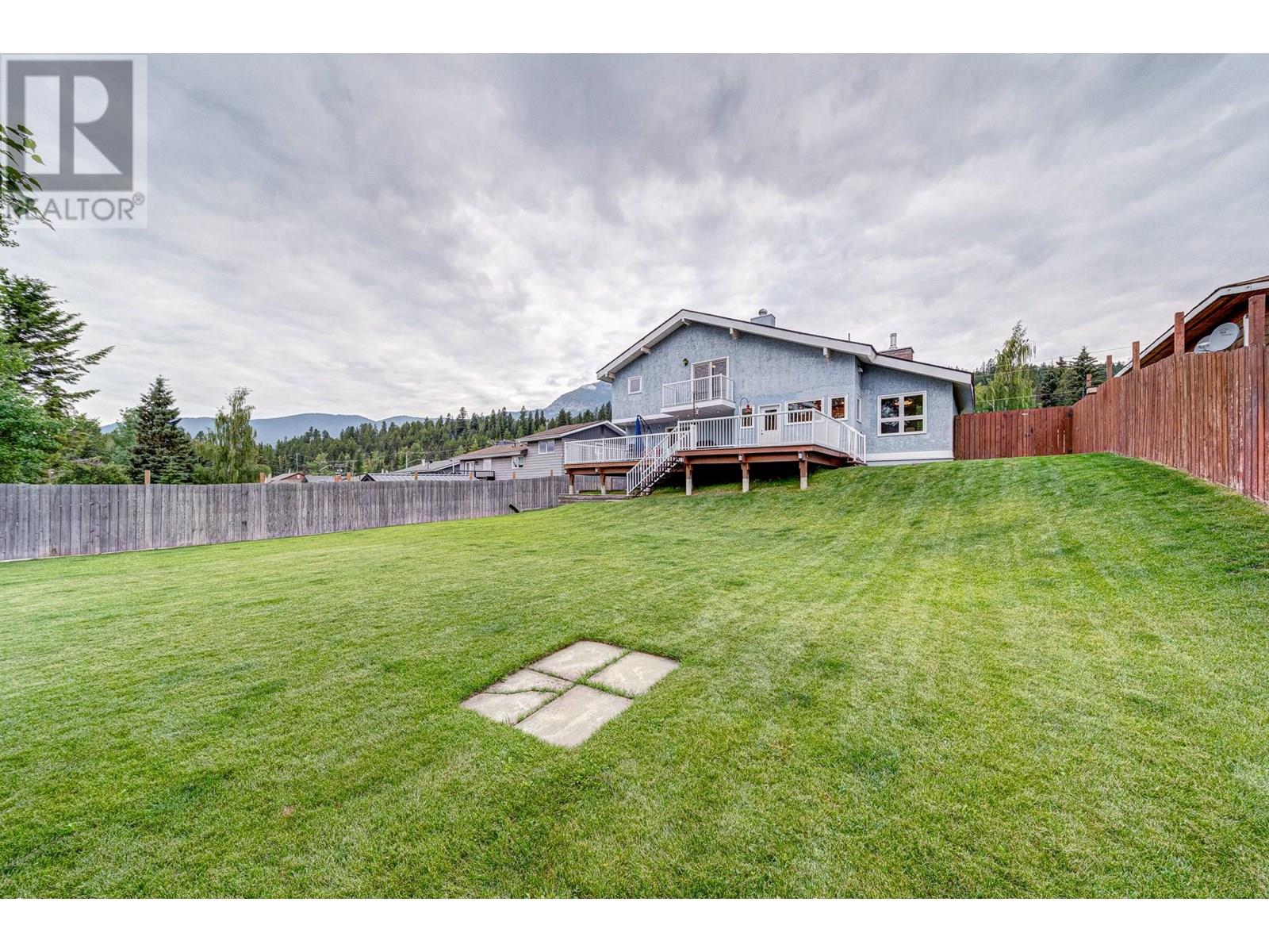 920 Alpine Way
