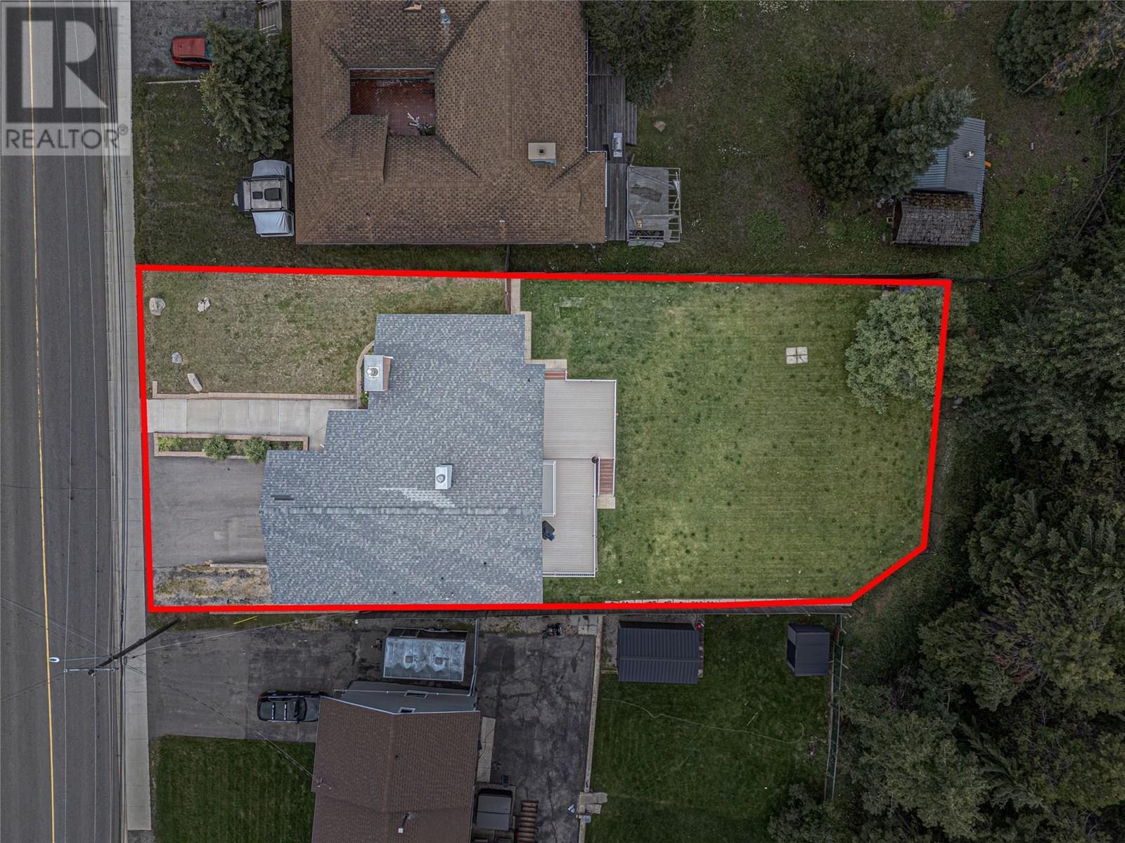 920 Alpine Way