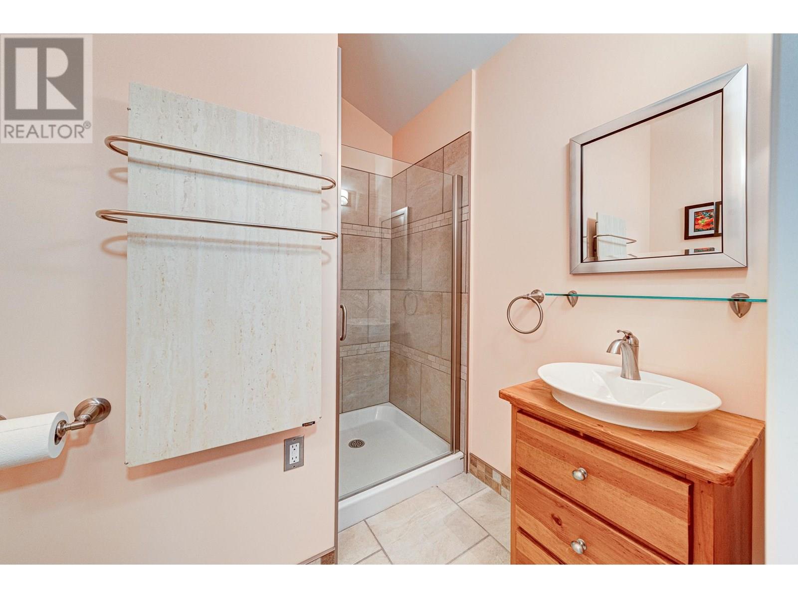 920 Alpine Way, Elkford, British Columbia  V0B 1H0 - Photo 41 - 10355843