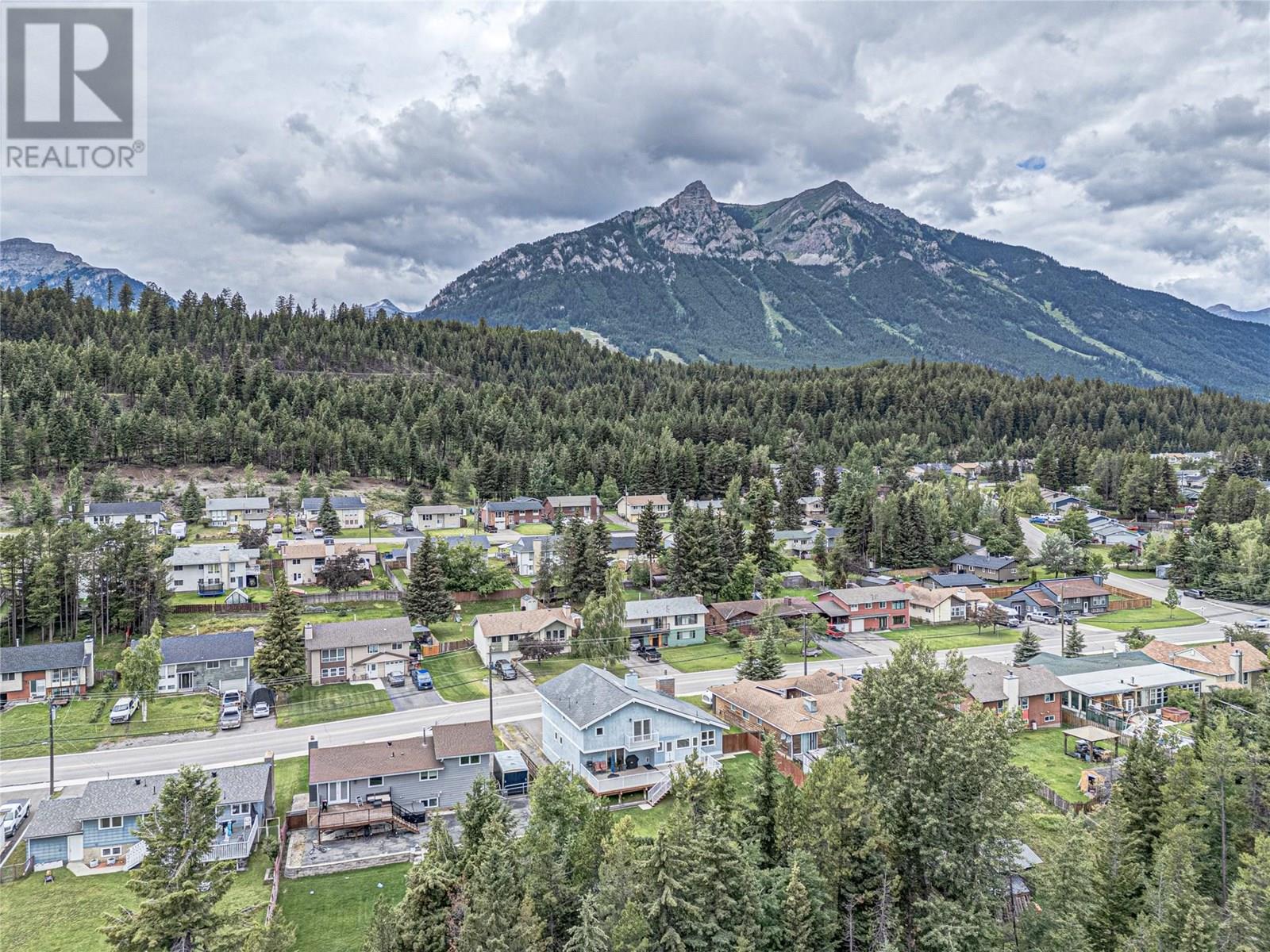 920 Alpine Way, Elkford, British Columbia  V0B 1H0 - Photo 57 - 10355843