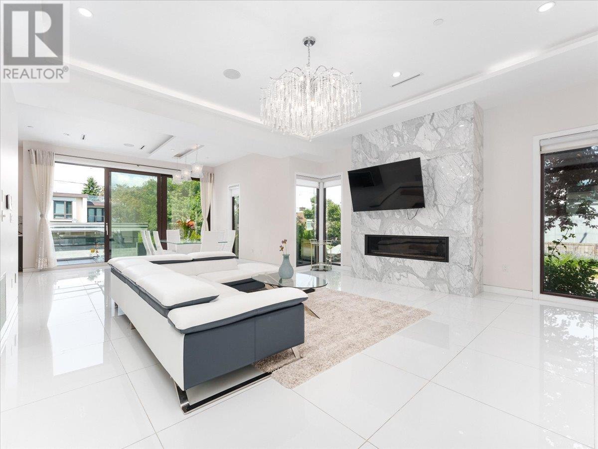 3011 W 27th Avenue, Vancouver, British Columbia  V6L 1W6 - Photo 2 - R3027669