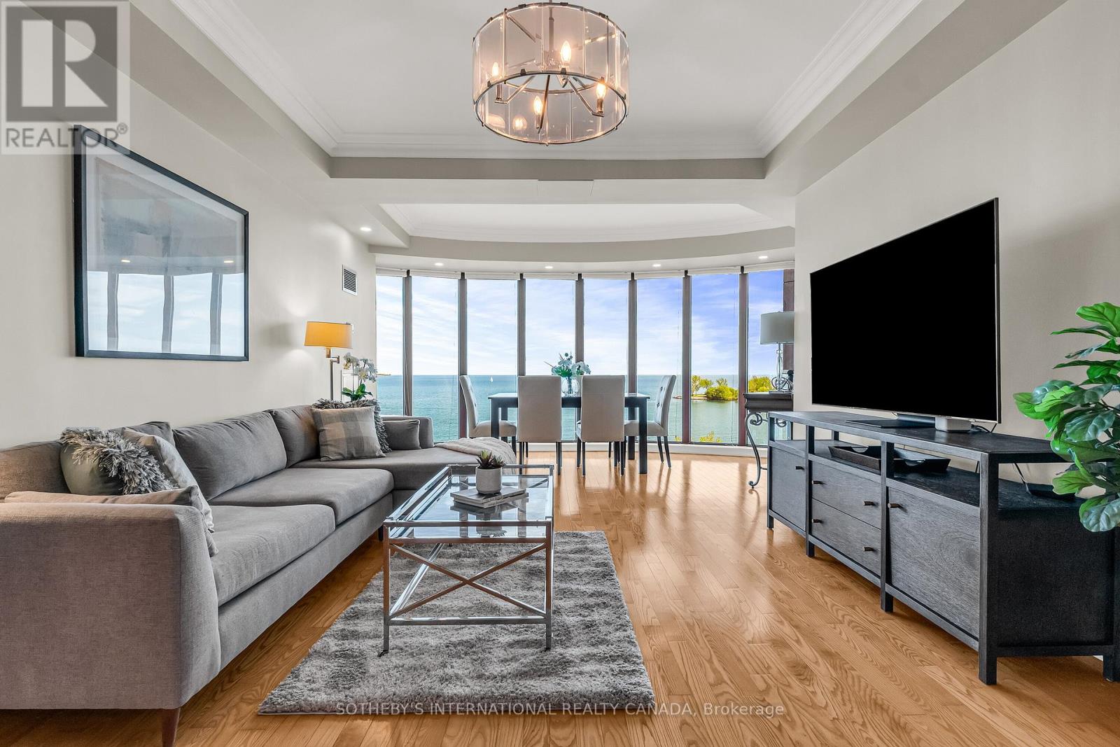 Property at 818 - 2095 LAKE SHORE BOULEVARD W image 2