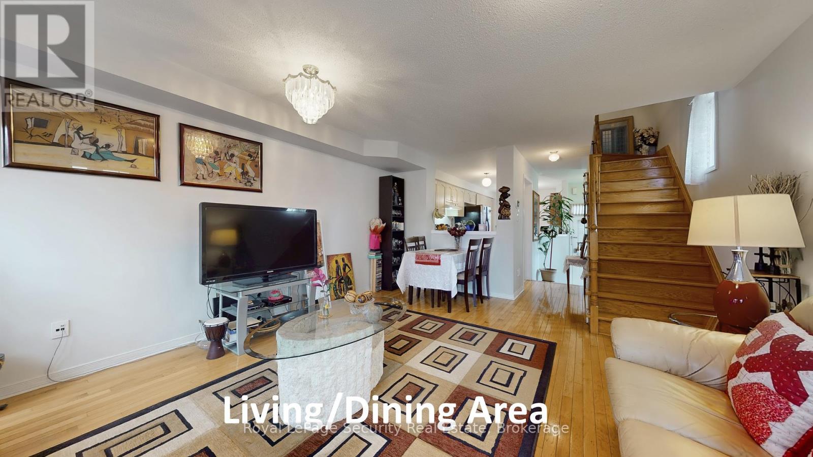 1017 Roselawn Avenue, Toronto, Ontario  M6B 4N1 - Photo 11 - W12289073