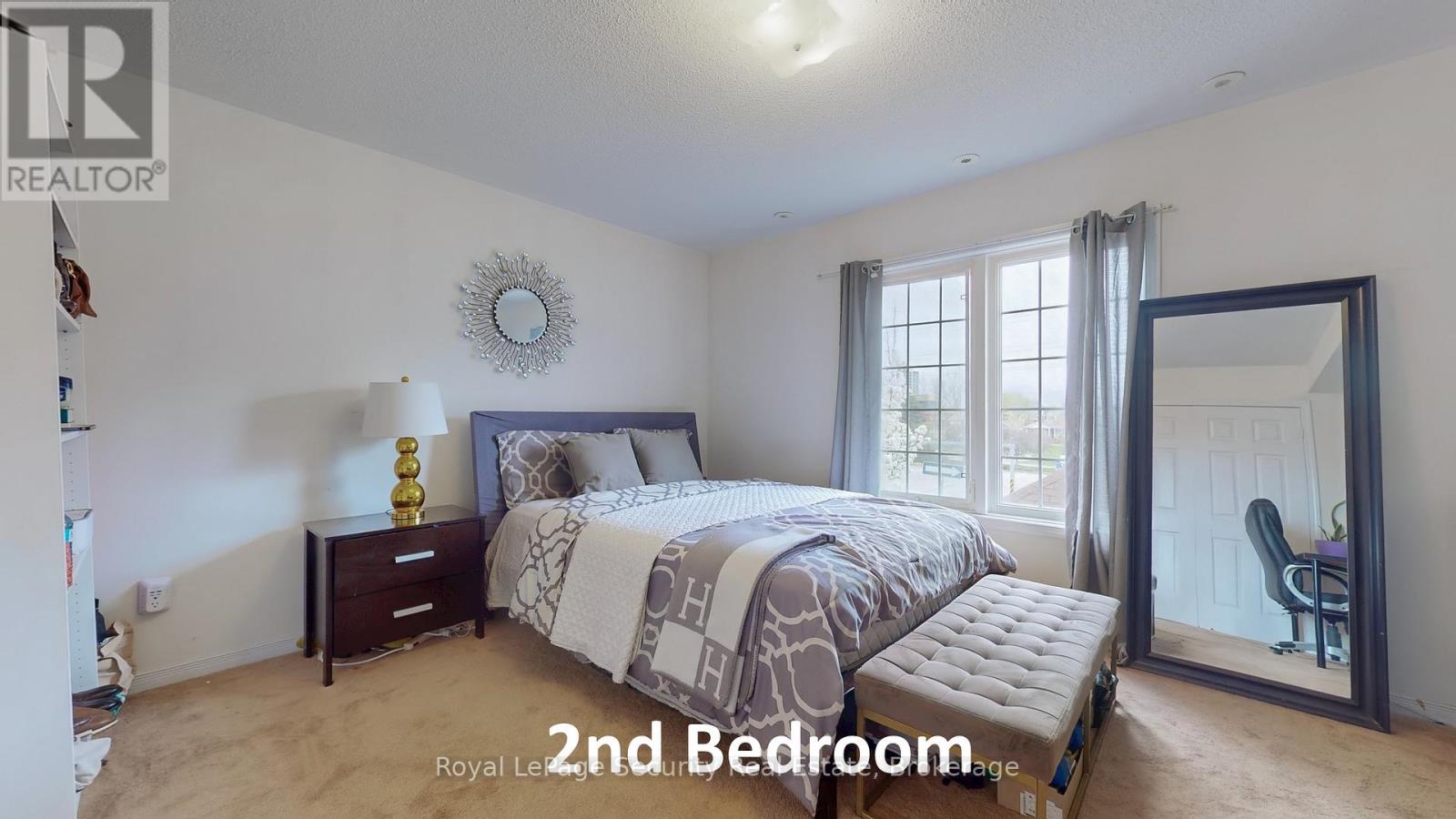 1017 Roselawn Avenue, Toronto, Ontario  M6B 4N1 - Photo 24 - W12289073