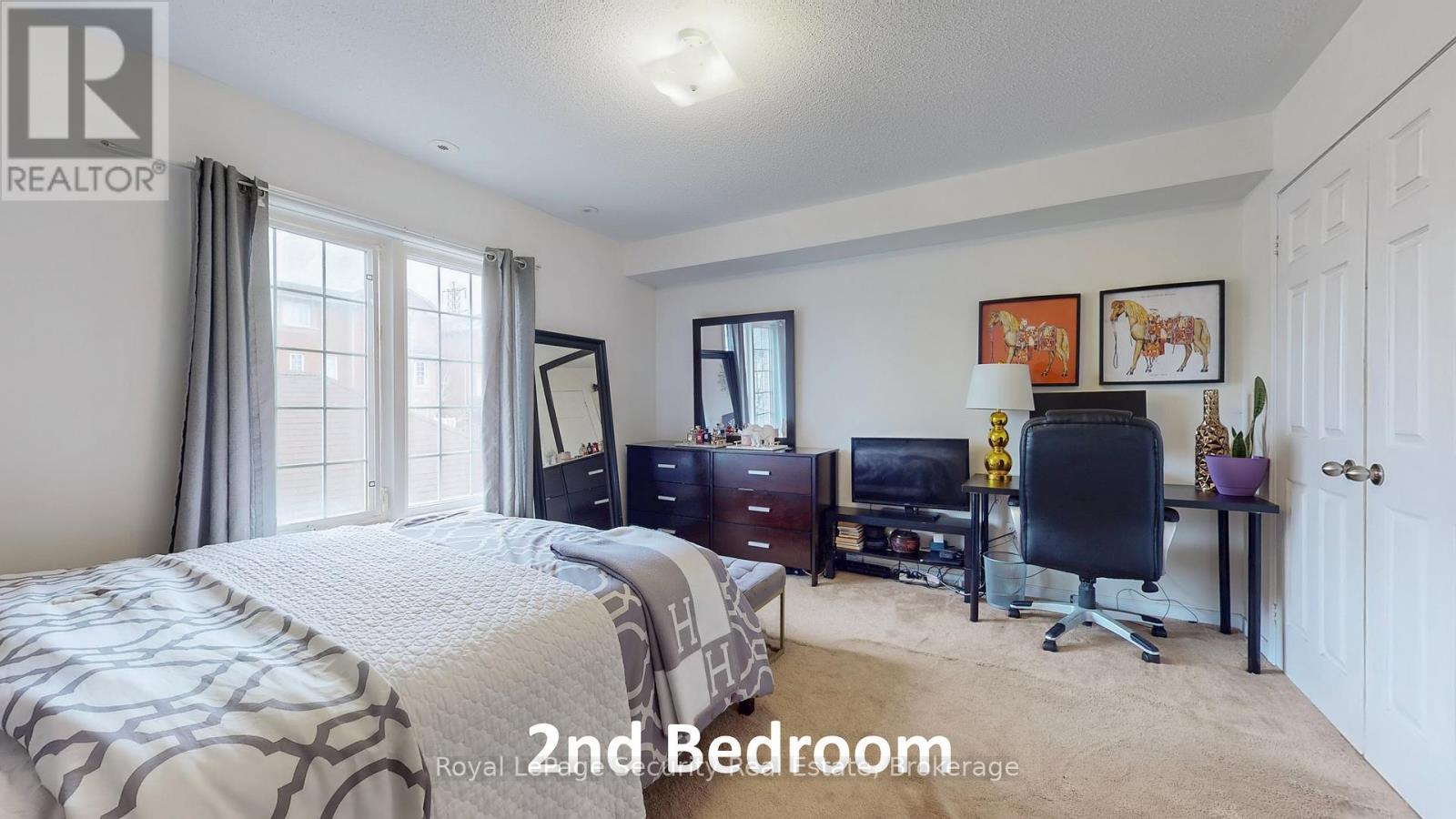 1017 Roselawn Avenue, Toronto, Ontario  M6B 4N1 - Photo 26 - W12289073