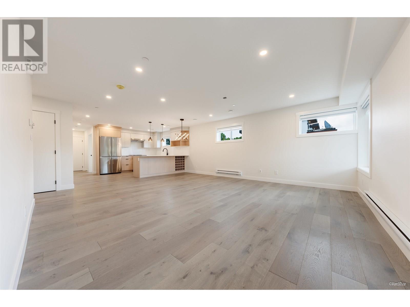 Property at 203 5092 SLOCAN STREET image 2