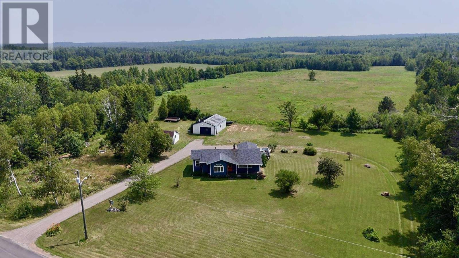 749 Line Road, Milltown Cross, Prince Edward Island  C0A 1R0 - Photo 5 - 202517856