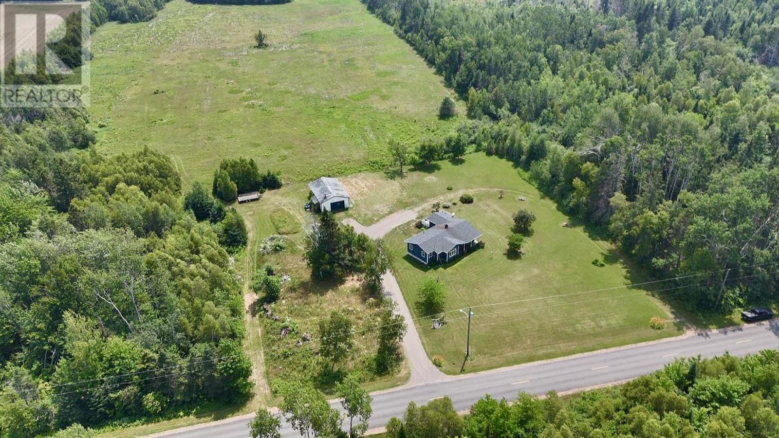 749 Line Road, Milltown Cross, Prince Edward Island  C0A 1R0 - Photo 6 - 202517856