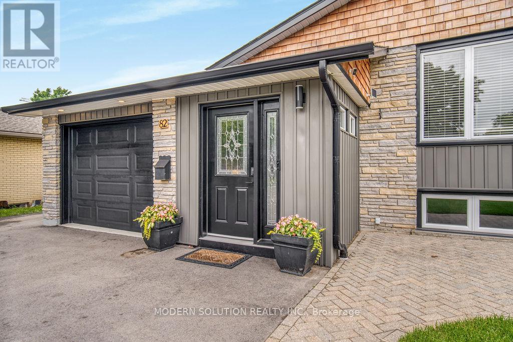 Property at 82 SHEA CRESCENT image 3