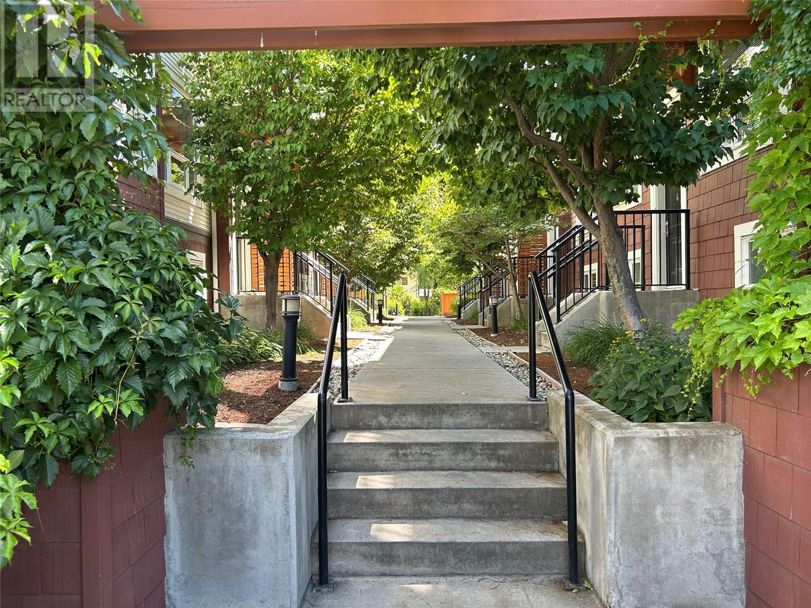 Property at 1811 Ambrosi Road Unit# 3 image 3