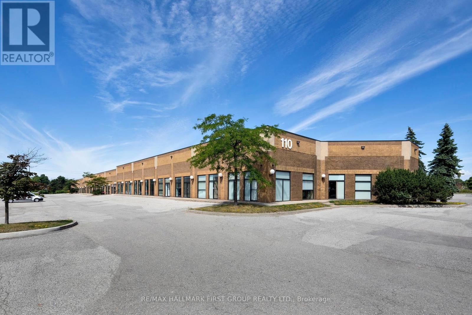 #29-32 - 110 Scotia Court, Whitby, Ontario  L1N 8Y7 - Photo 2 - E12289125
